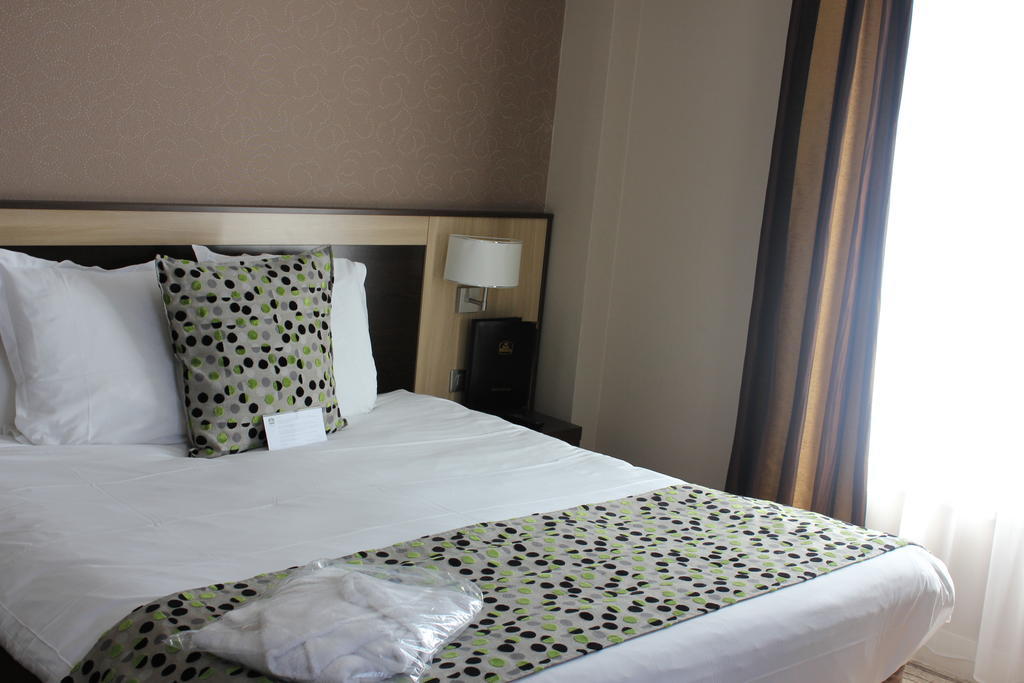Best Western Plus Hotel Malherbe كان الغرفة الصورة